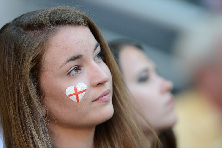 Chùm ảnh: Đố biết, CĐV đội nào HOT nhất EURO 2012? - Hình 8