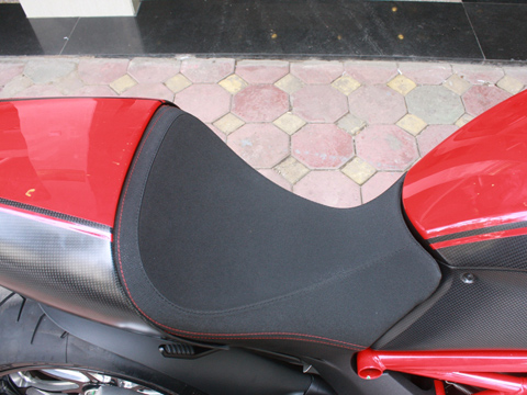 Ducati Diavel Thái Lan có giá 667 triệu đồng - Hình 6
