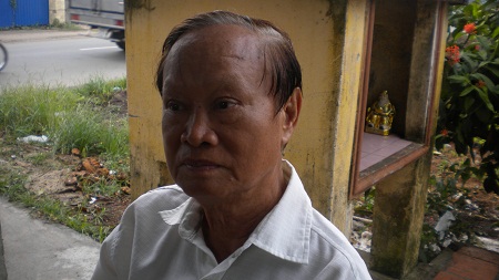 Mái nhà cho những cô gái ăn cơm trước kẻng - Hình 2