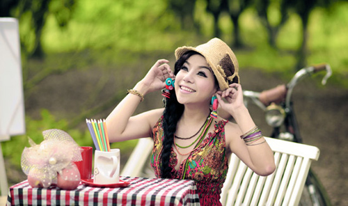 Minh Chuyên: Nâng mũi là quyết định khủng khiếp với tôi - Hình 1