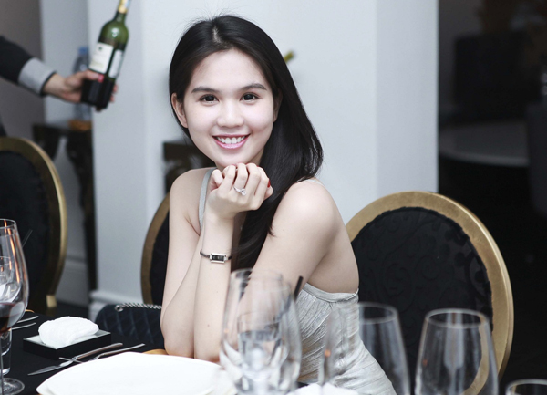 Ngoc Trinh bo anh moi 2012 - Hình 9