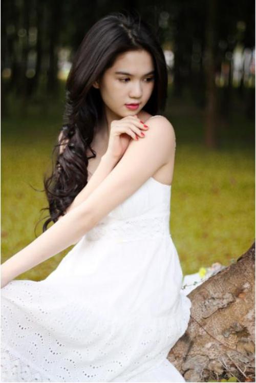 Ngoc Trinh bo anh moi 2012 - Hình 8