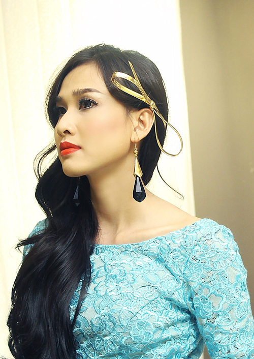 Dương Mỹ Linh rạng ngời trong đêm tiệc - Hình 4