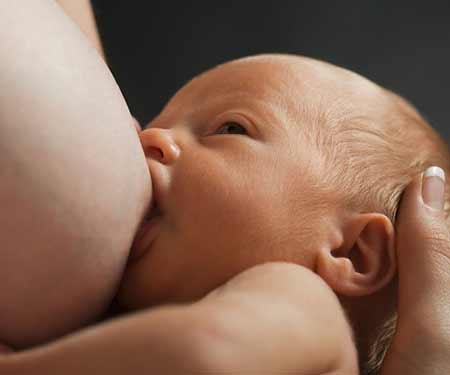 Có nên tẩy giun khi đang cho con bú? - Hình 1