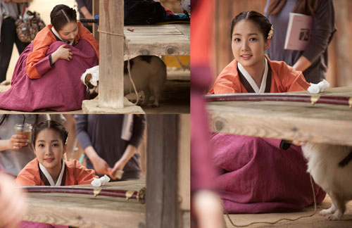 Park Min Young bị bạn diễn nam... đè ngửa - Hình 7