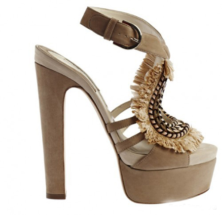 Phá cách với giày dép mùa hè của Brian Atwood - Hình 8