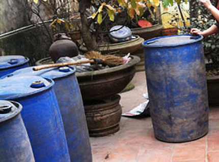 Rượu đế pha cồn công nghiệp giết người thế nào? - Hình 1