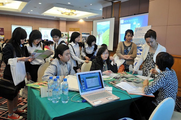 Triển lãm giáo dục Quốc tế 2012 - Hình 1