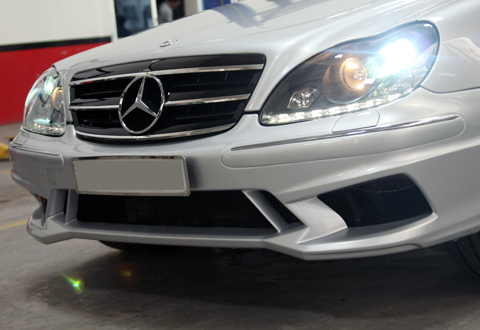 Độ bodykit cho Mercedes S550 2002 ở Sài Gòn - Hình 7