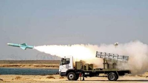 Iran phóng thử thành công hai tên lửa nâng cấp - Hình 1