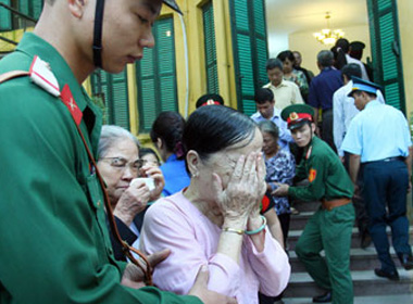 18h tối nay, nhà riêng Đại tướng Võ Nguyên Giáp ngừng đón người vào viếng - Hình 1
