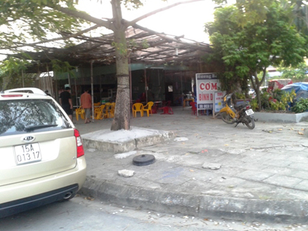 Côn đồ bị dân vây đánh trọng thương - Hình 2