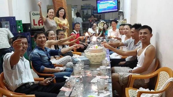 Soi nhất cử nhất động của sao Việt (9/10) - Hình 15