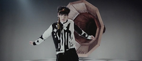 Taemin sexy giữa đội hình kín như bưng của SHINee - Hình 4