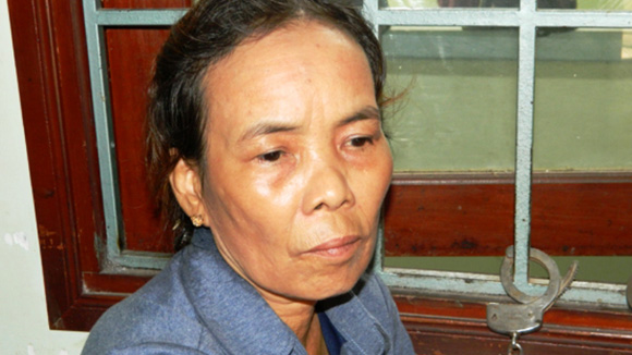 Tội phạm và cảnh báo (P.109): Giả danh công an lừa đảo cả tình lẫn tiền - Hình 4