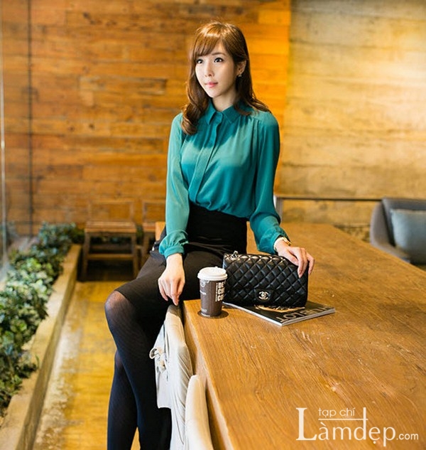 Xinh xinh sơ mi &'kín cổng' và chân váy - Hình 13