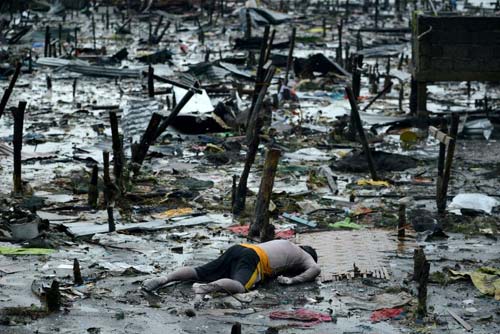 Philippines: Tràn ngập xác chết biết đi - Hình 2