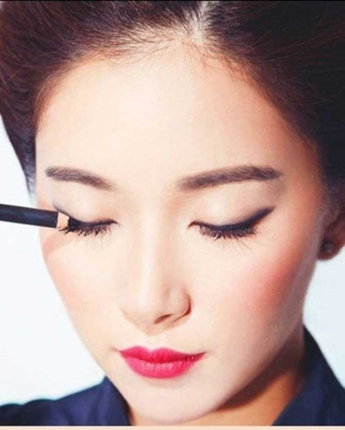 5 điều nên tránh khi trang điểm - Hình 1