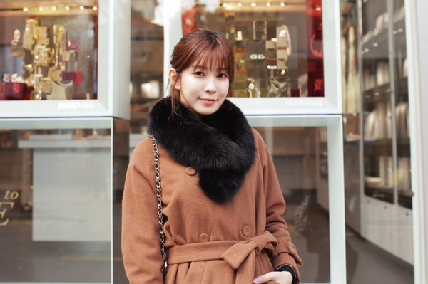 6 phụ kiện cơ bản của mùa đông giúp phái đẹp thêm sang trọng - Hình 5