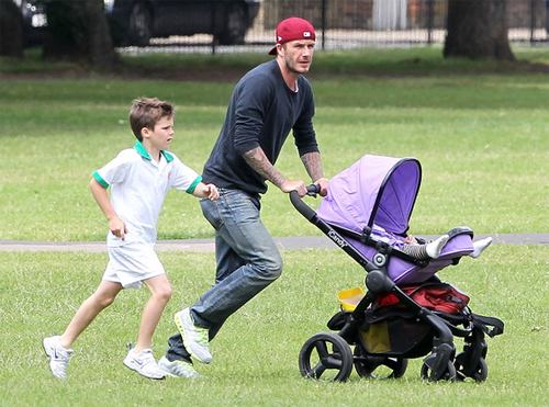 Becks hụt hơi khi chạy thi với các con - Hình 1
