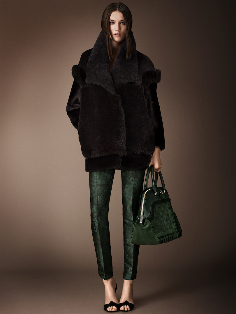 Burberry Prorsum Pre-Fall 2014: Hành trình bất tận - Hình 21