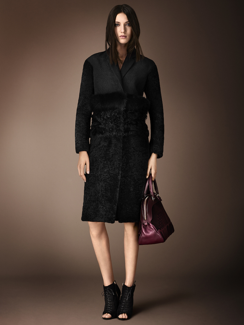Burberry Prorsum Pre-Fall 2014: Hành trình bất tận - Hình 17