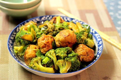 Chả gà đắt xắt ra miếng - Hình 2
