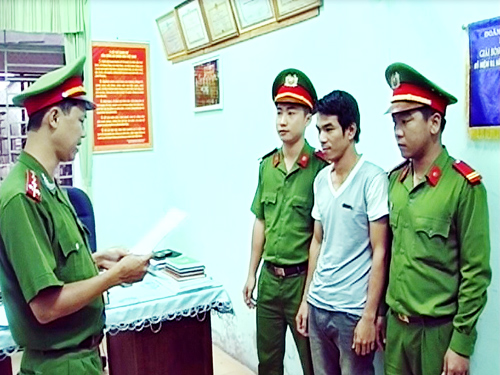 Khởi tố nghi phạm đòi giết con tin rồi tự sát - Hình 1