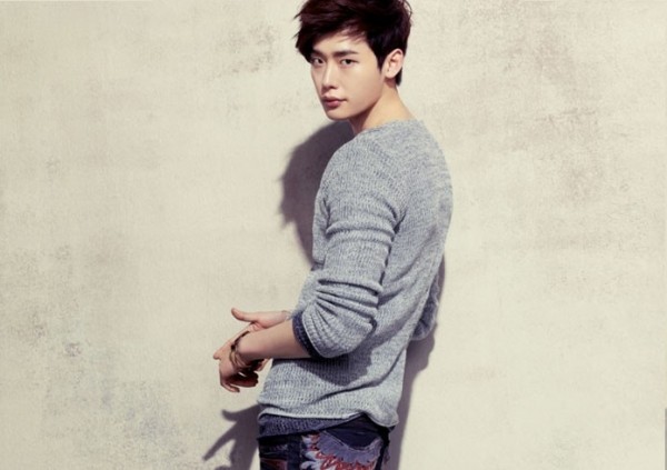 Mỹ nam The Heirs Kim Woo Bin là sao nam nổi tiếng nhất năm 2013 - Hình 3