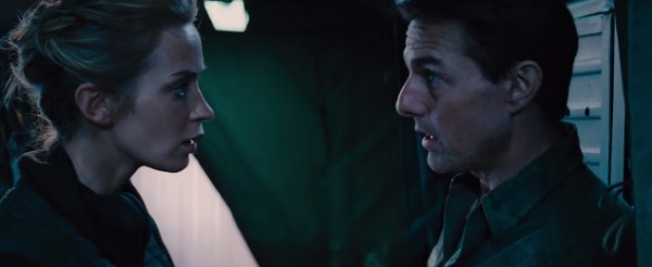 Tom Cruise chết đi sống lại trên màn ảnh - Hình 1