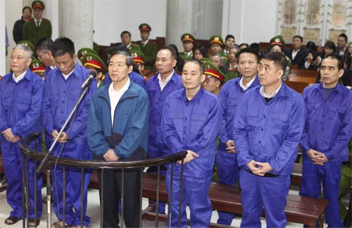 Xét xử ông Dương Chí Dũng và đồng phạm - Hình 1