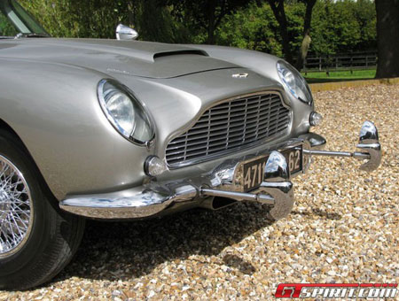 Aston Martin DB5 của điệp viên 007 bị rao bán - Hình 3