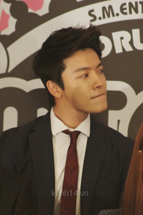 Donghae (Suju) Khoe Ảnh Thay Đổi Gương Mặt - Sao Châu Á - Việt Giải Trí