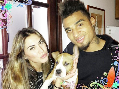Boateng và vợ sắp cưới tự sướng khắp nơi - Hình 5