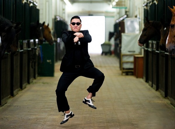 Psy mang vũ đạo truyền thống Hàn Quốc vào single mới - Hình 1
