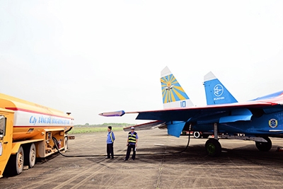Trung đoàn Không quân 921 đón tiêm kích Su-27 - Hình 9