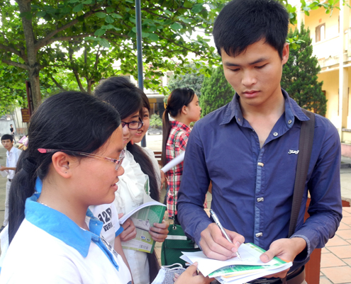 Thủ khoa chia sẻ bí quyết làm bài thi đại học - Hình 1