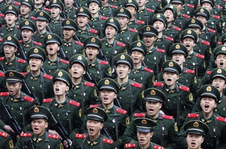 Báo Nhật: Hiểm họa lớn nhất là Trung Quốc - Hình 3