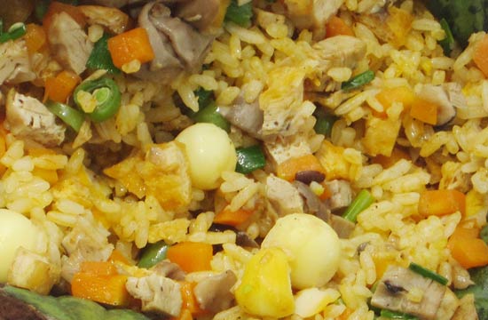 Cầu kỳ cơm hấp lá sen - Hình 4