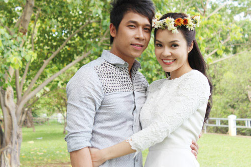 Dương Cẩm Lynh hôn tình tứ Lê Hoàng-The Men - Hình 4
