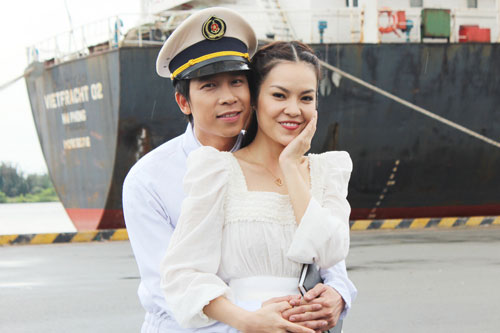 Dương Cẩm Lynh hôn tình tứ Lê Hoàng-The Men - Hình 3