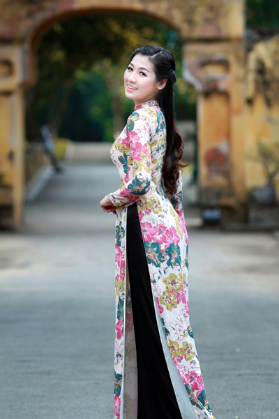 Dương Tú Anh ngày càng cuốn hút - Hình 2