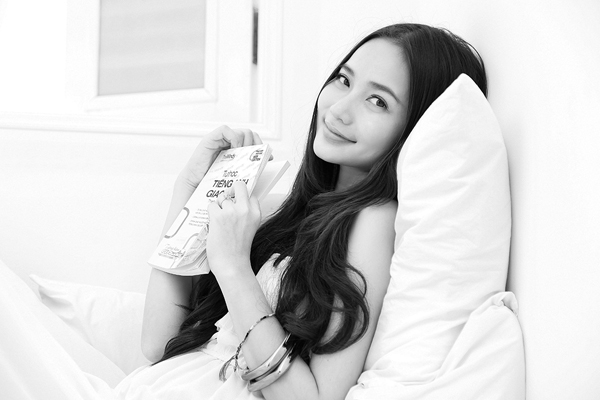 Phan Như Thảo gợi cảm trong nắng sớm - Hình 3
