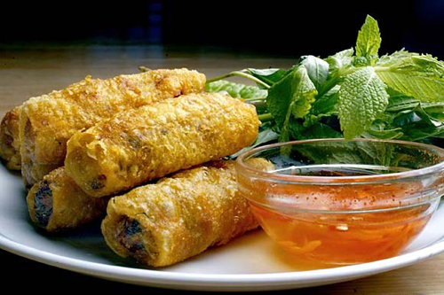 6 bí quyết cho món nem rán giòn rụm thơm ngon - Hình 2