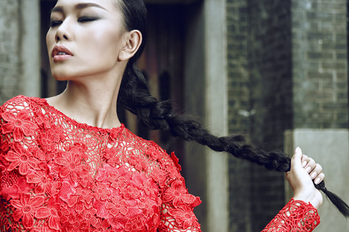 Diệu Huyền phiêu bồng cùng trang phục - Hình 4