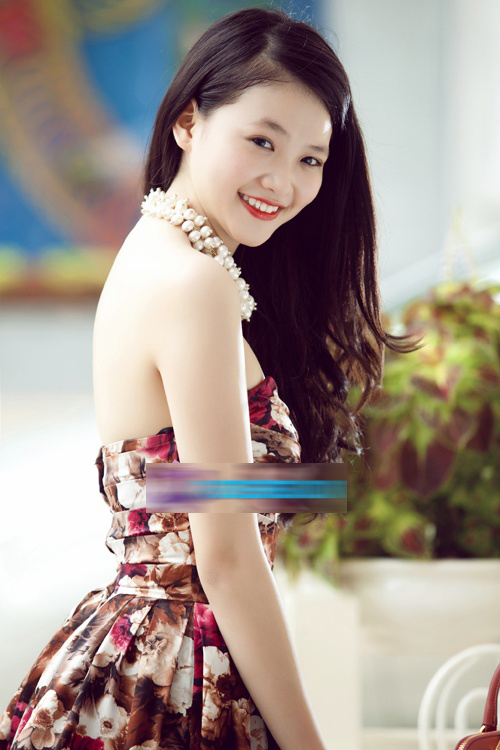 Ngọc Trinh khoe em gái kết nghĩa xinh đẹp - Hình 2