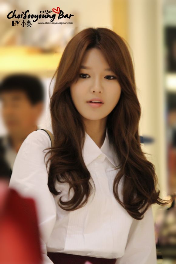Sooyoung (SNSD) lộ chân tong teo - Hình 11