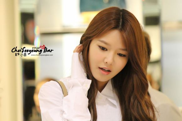 Sooyoung (SNSD) lộ chân tong teo - Hình 6