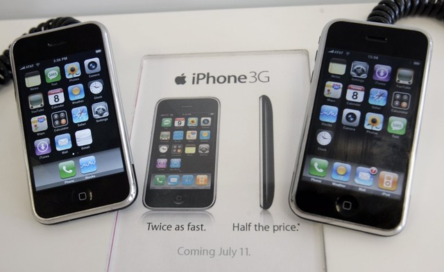 Năm mới cùng nhìn lại những khiếm khuyết của iPhone đời đầu - Hình 4