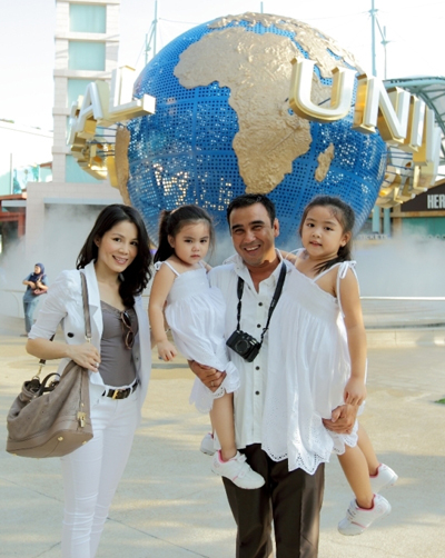 Hạnh phúc viên mãn của gia đình sao Việt sinh 2 con gái - Hình 2